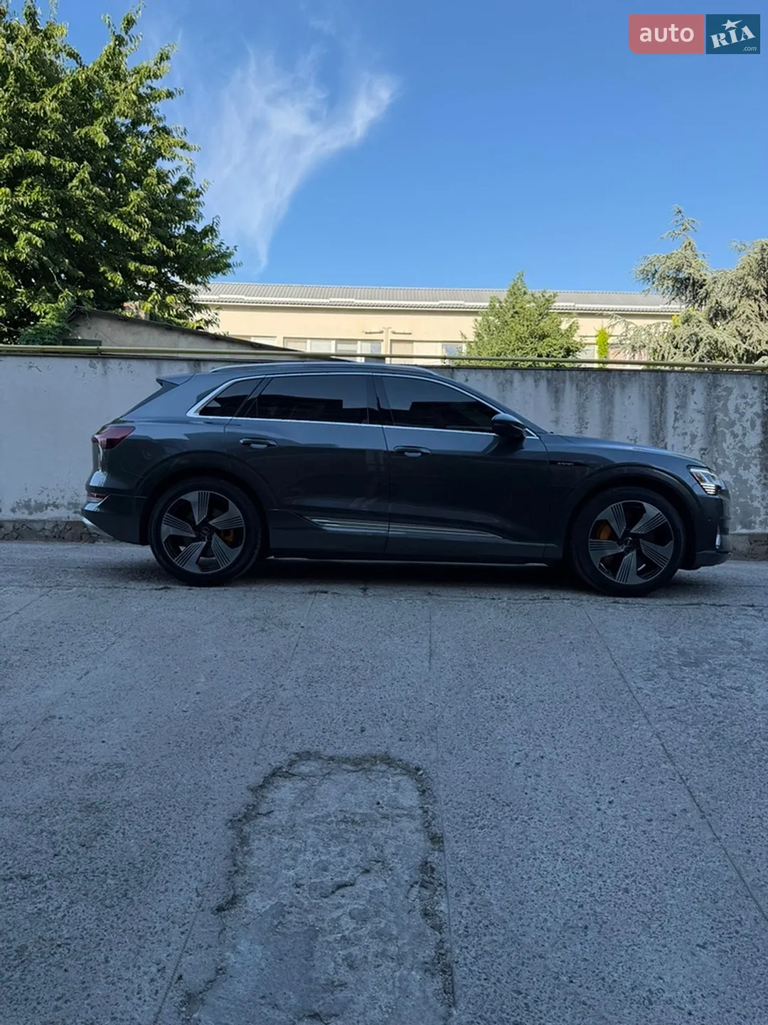 2019 Audi e-tron - мініатюра 5