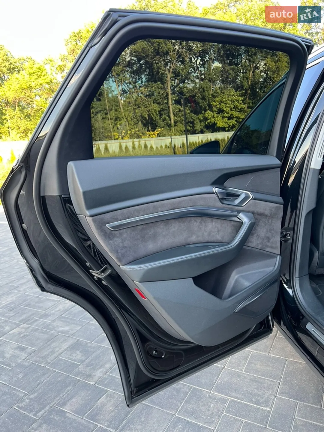 2018 Audi e-tron - мініатюра 48
