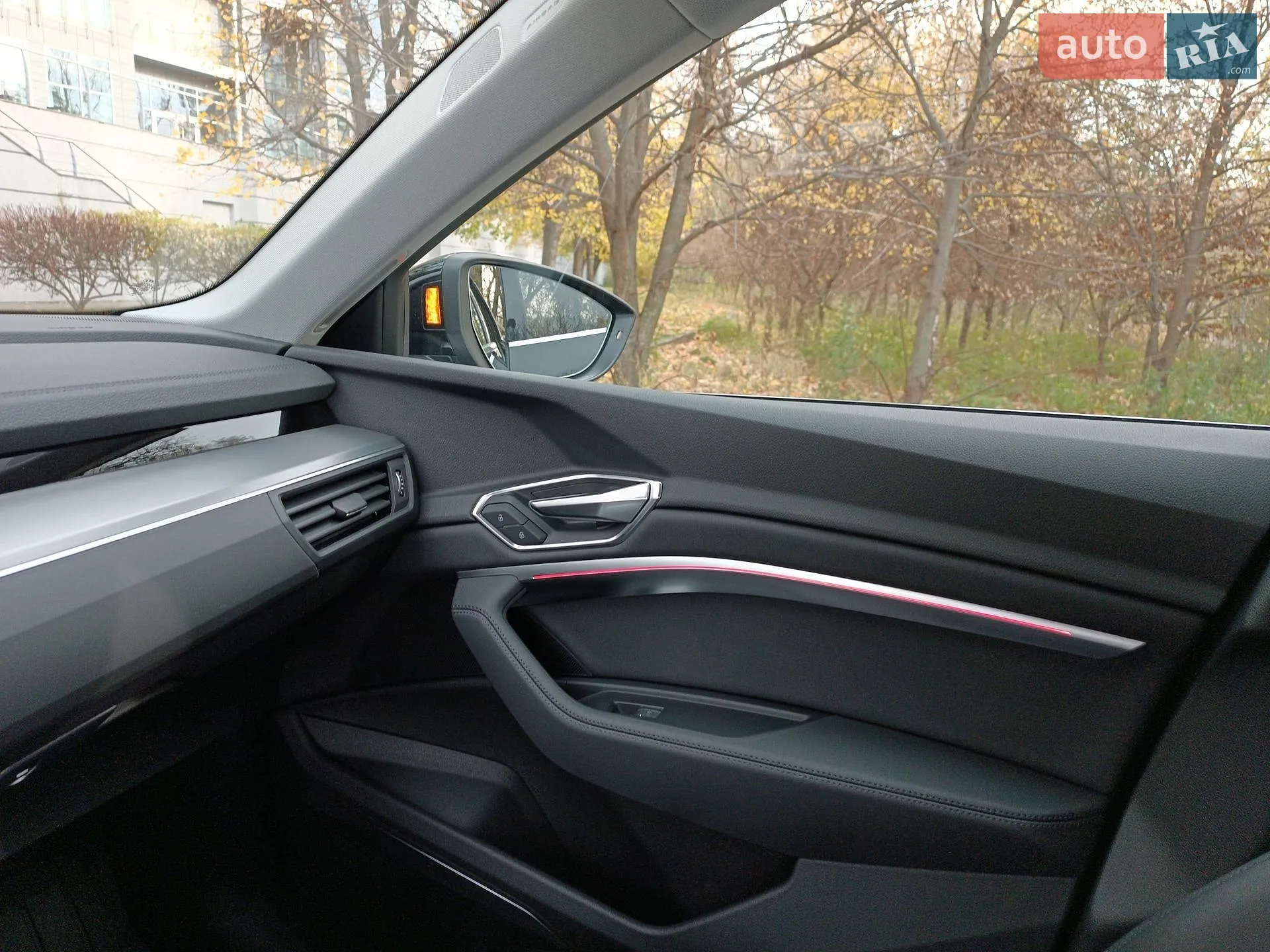 2022 Audi e-tron - мініатюра 45