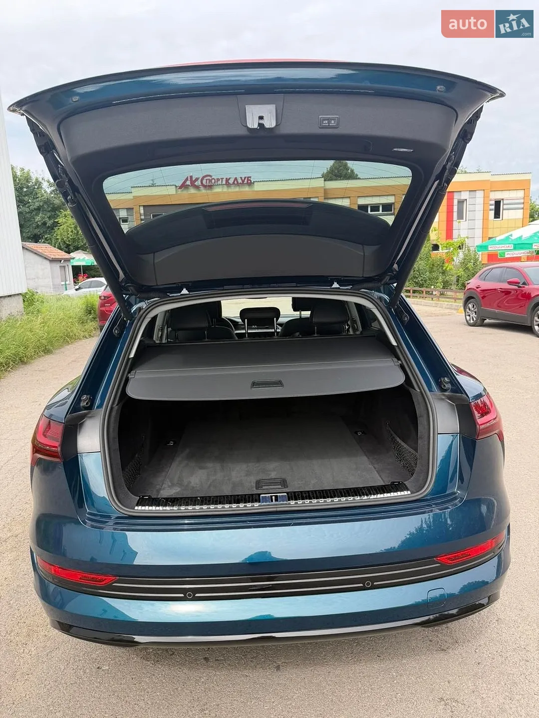 2020 Audi e-tron - мініатюра 7