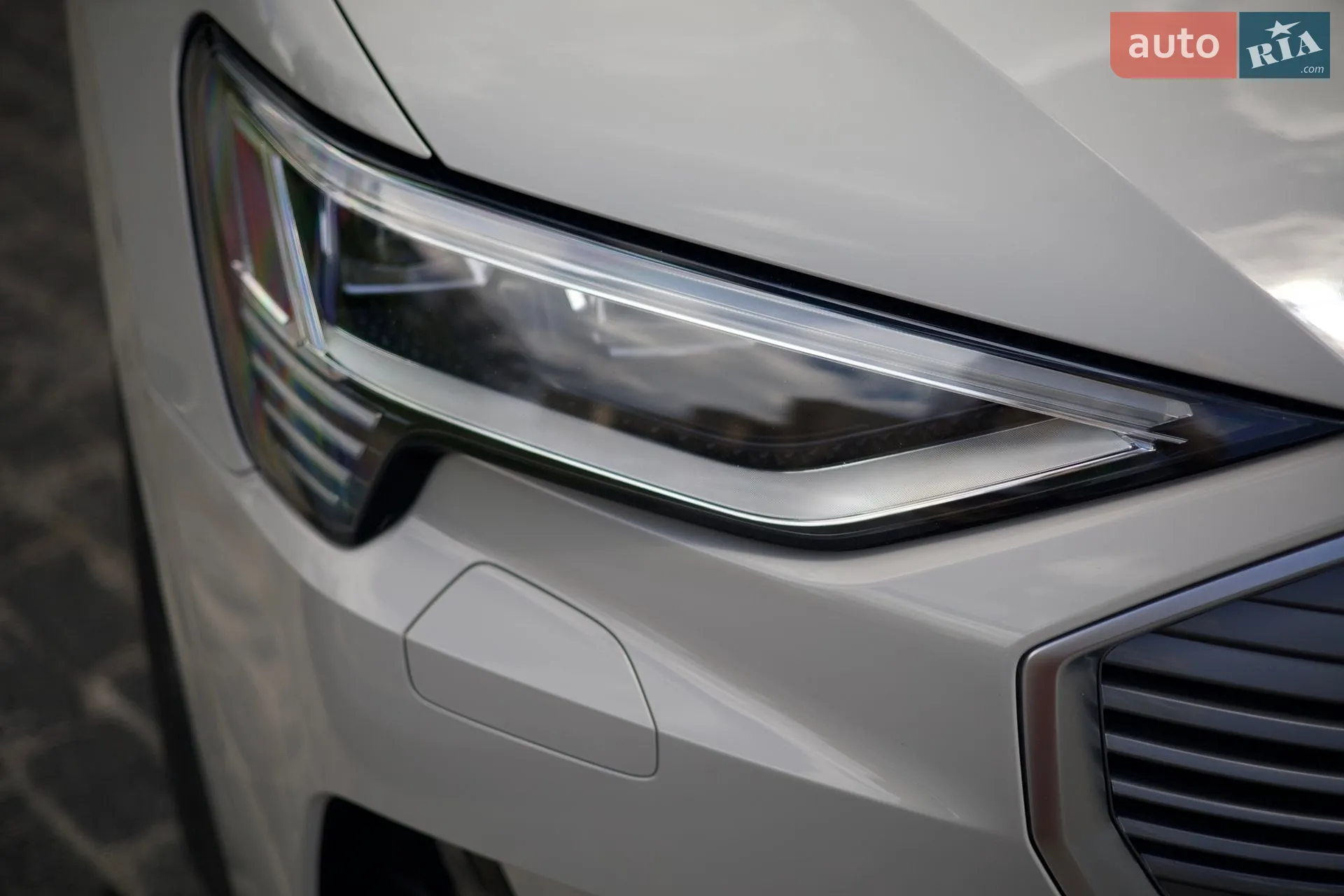 2022 Audi e-tron - мініатюра 2