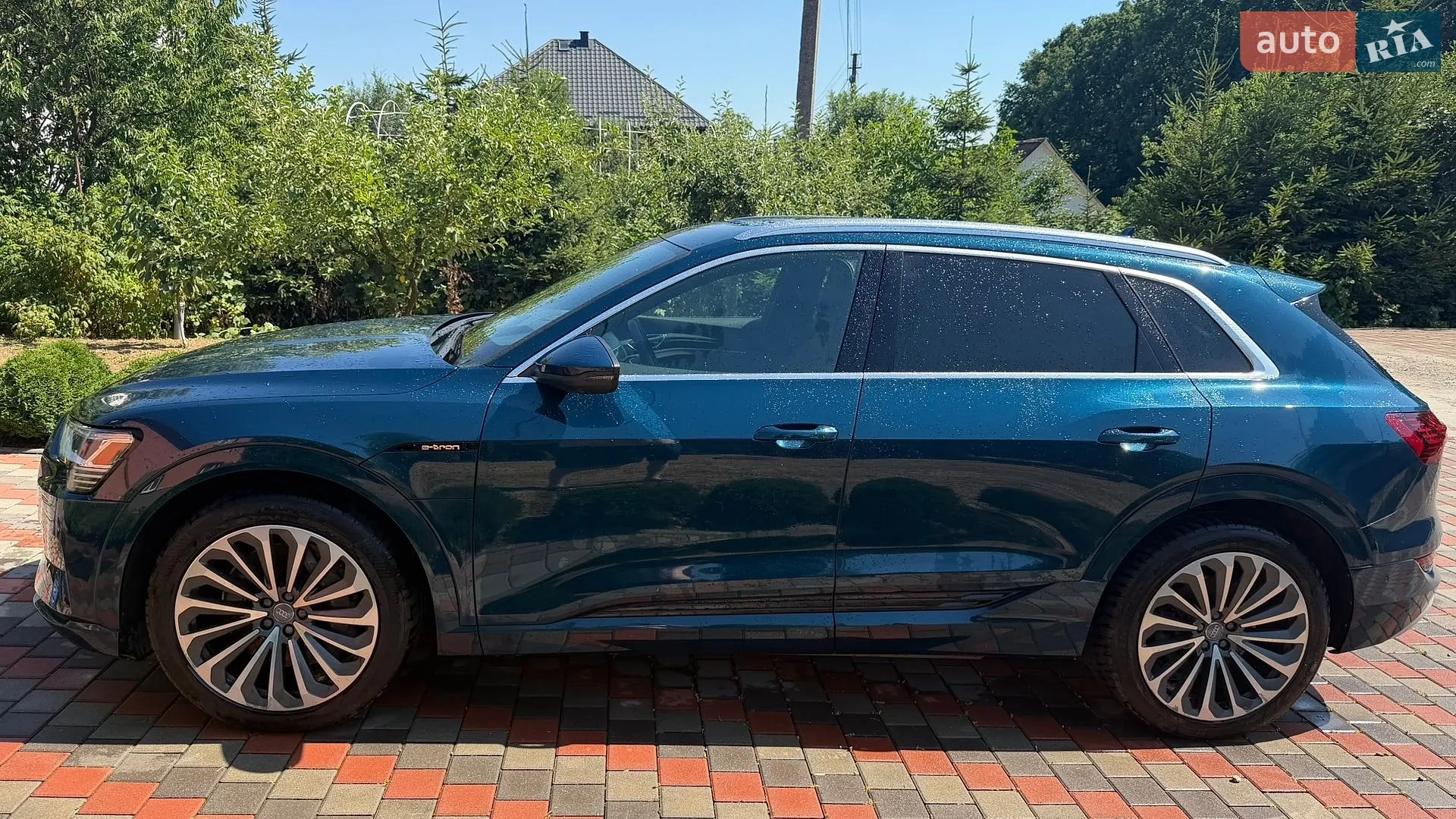 2019 Audi e-tron - мініатюра 8