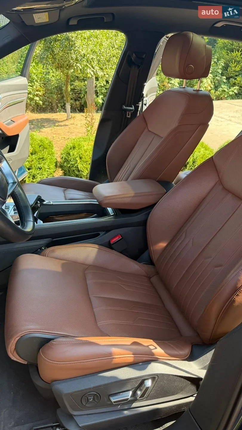 2019 Audi e-tron - мініатюра 29