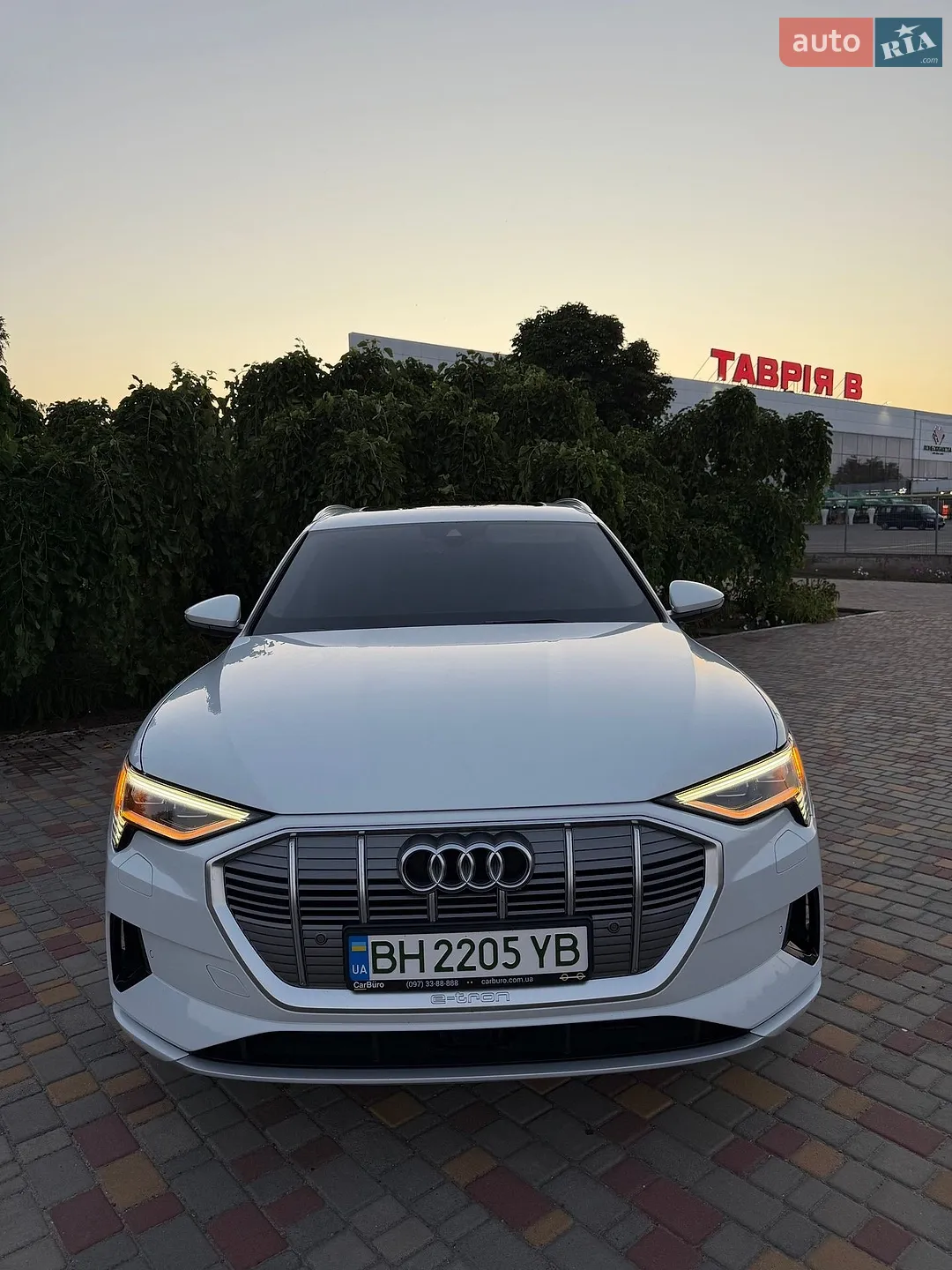 2019 Audi e-tron - мініатюра 11
