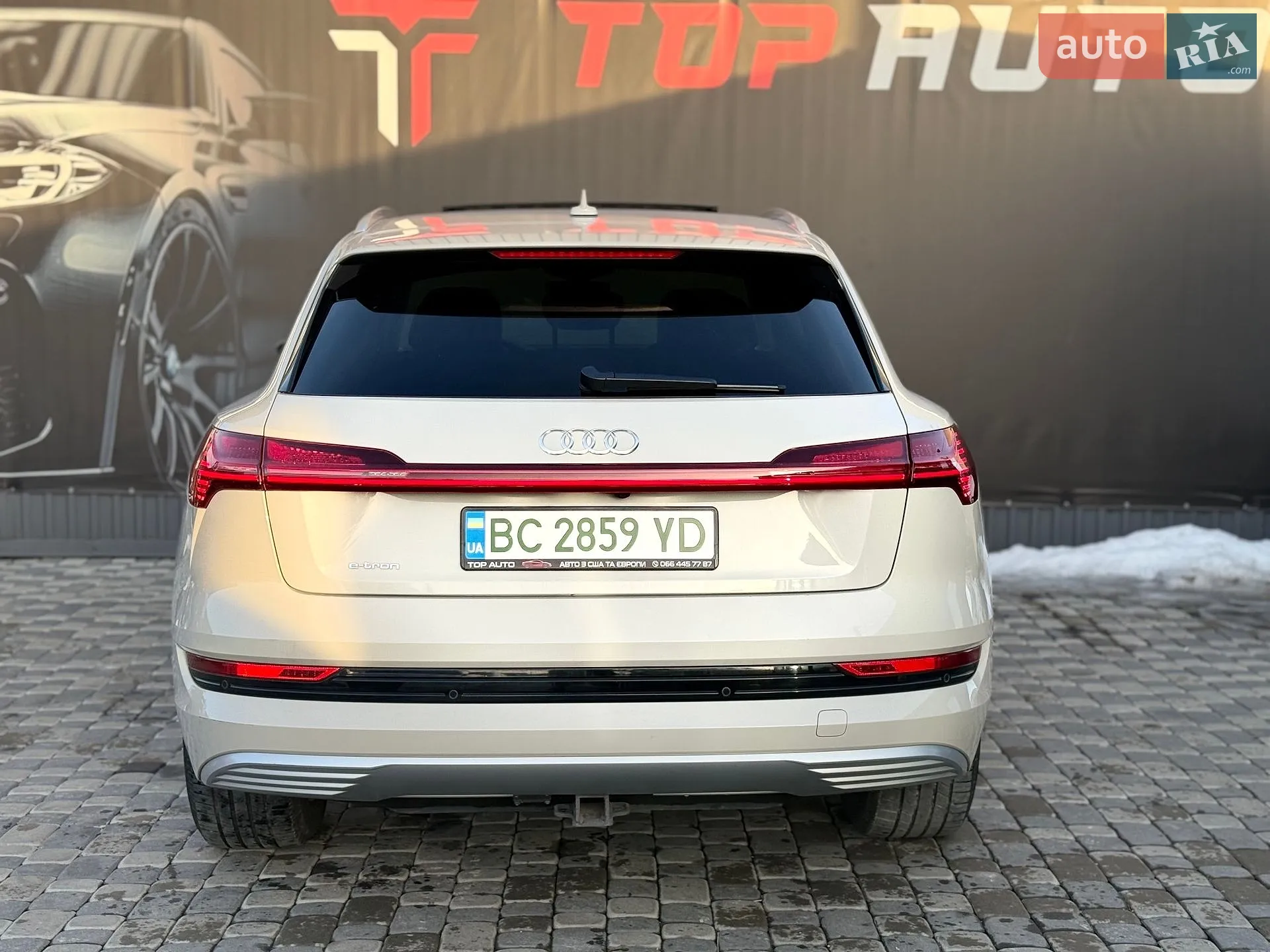 2019 Audi e-tron - мініатюра 21