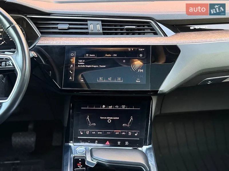Audi e-tron 2019 VIN WA1LAAGE2KB024948 фото оголошення 70 з 114