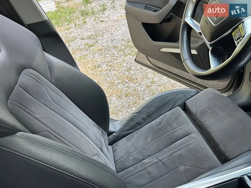 Audi e-tron 2020 VIN WAUZZZGE5LB037022 фото оголошення 28 з 67