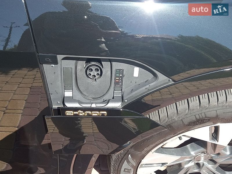 Позашляховик / Кросовер Audi e-tron 2020 в Вінниці фото 27 Позашляховик / Кросовер Audi e-tron 2020 в Вінниці