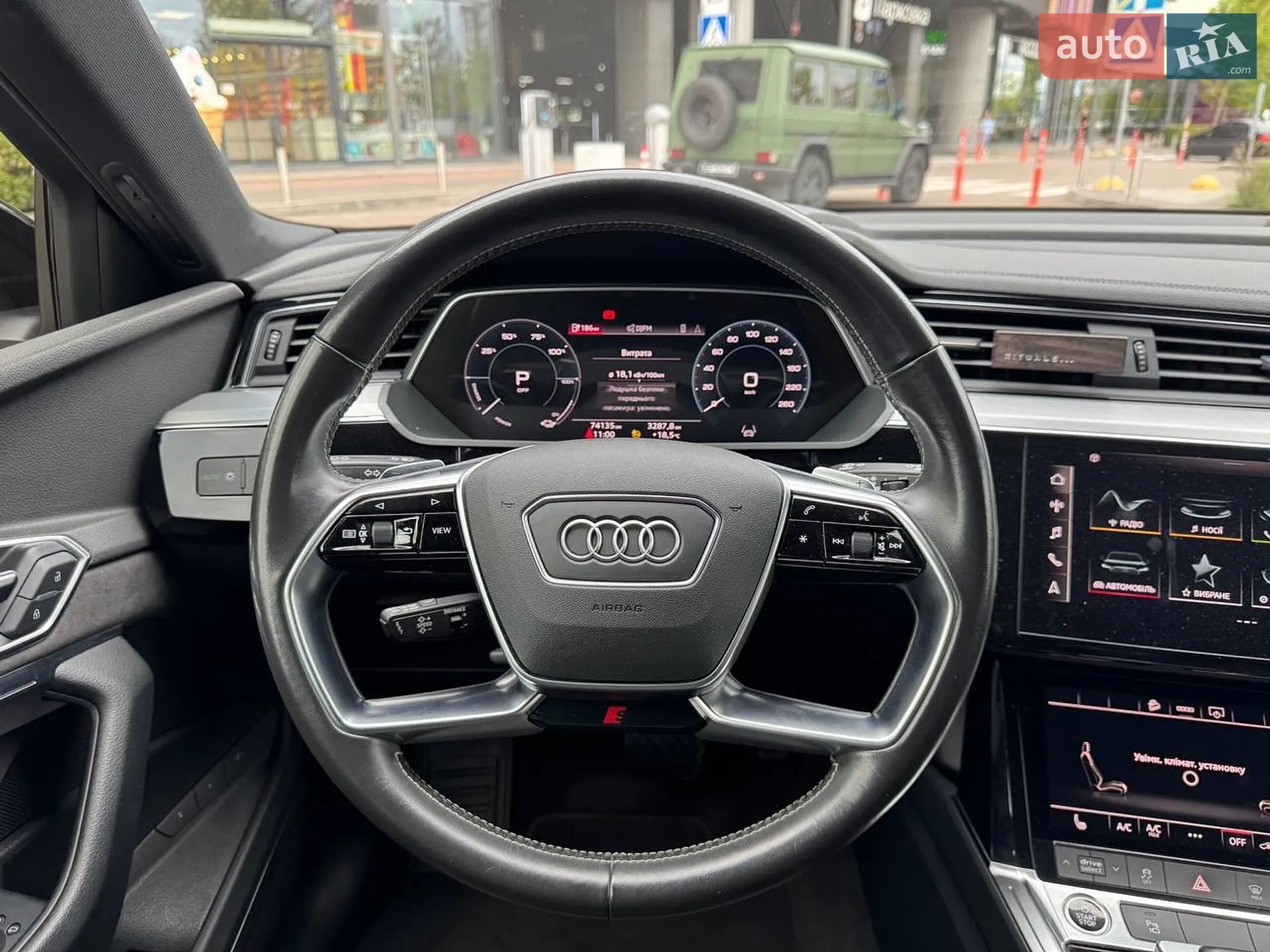 2021 Audi e-tron - мініатюра 13