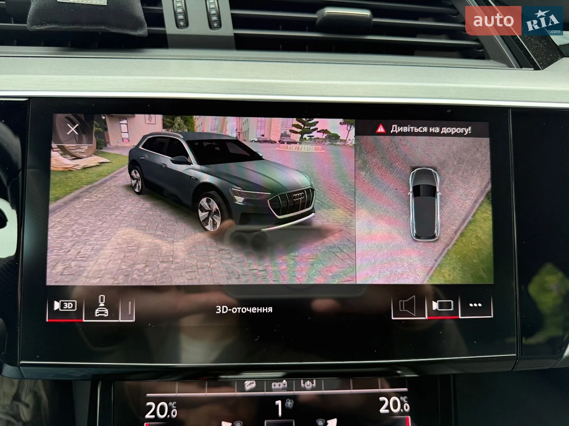 2019 Audi e-tron - мініатюра 28
