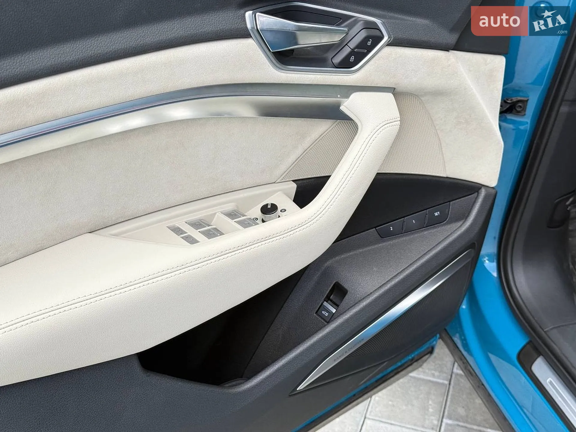 2019 Audi e-tron - мініатюра 12