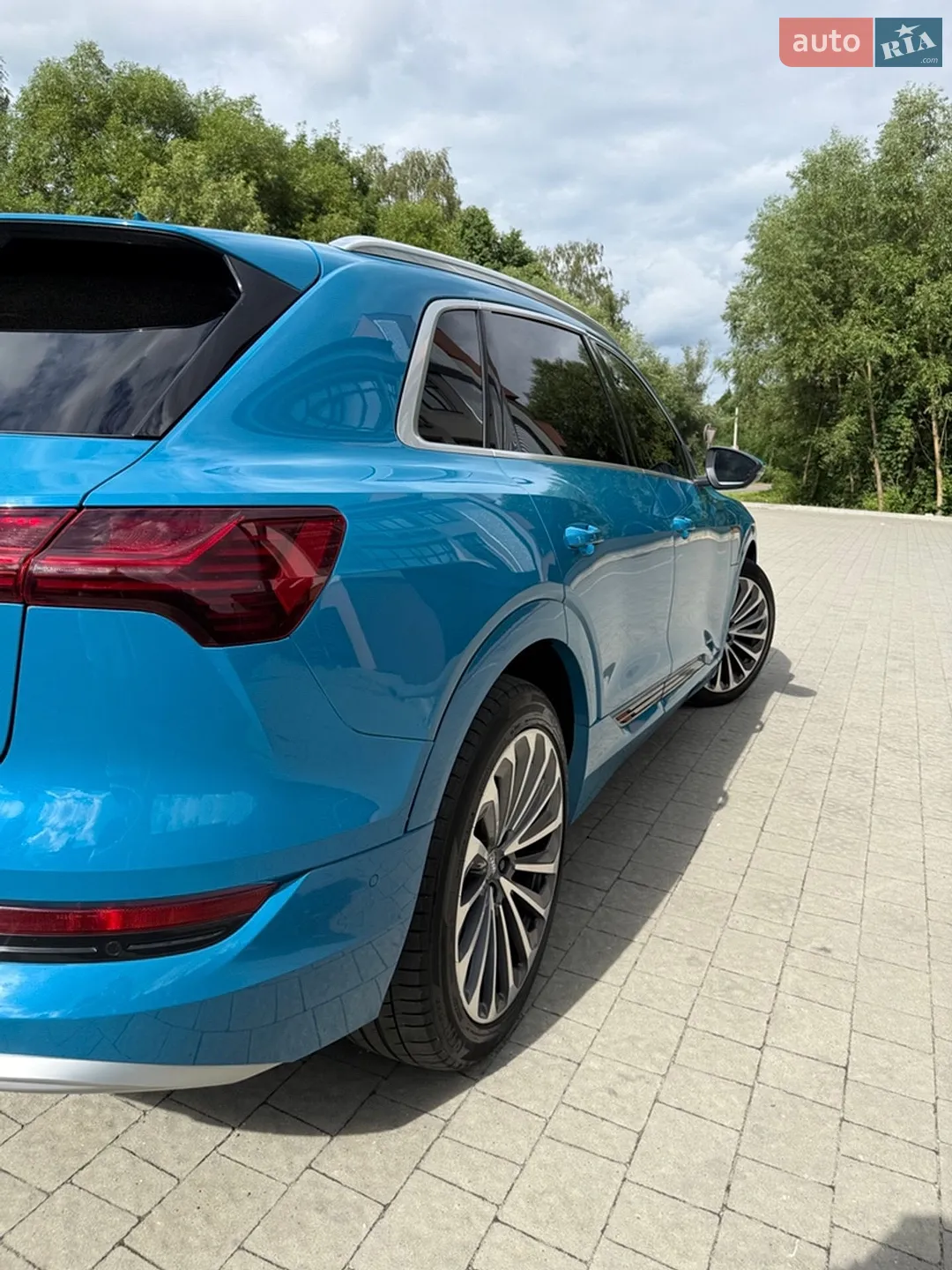 2019 Audi e-tron - мініатюра 5