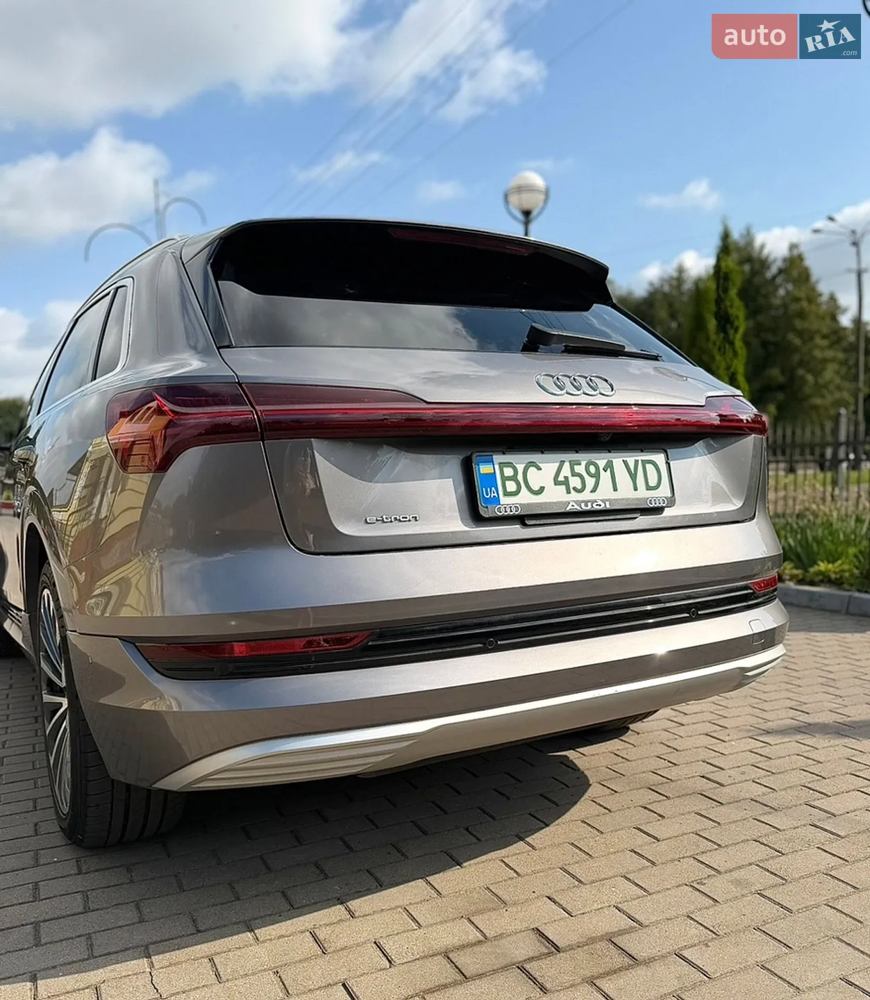 2019 Audi e-tron - мініатюра 5