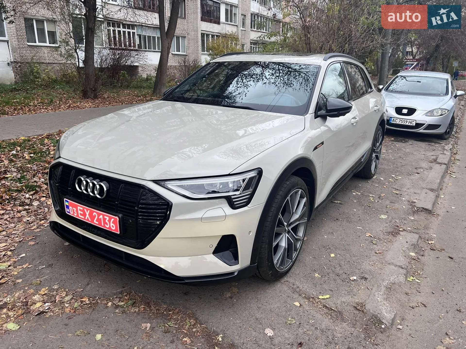 2019 Audi e-tron - мініатюра 4