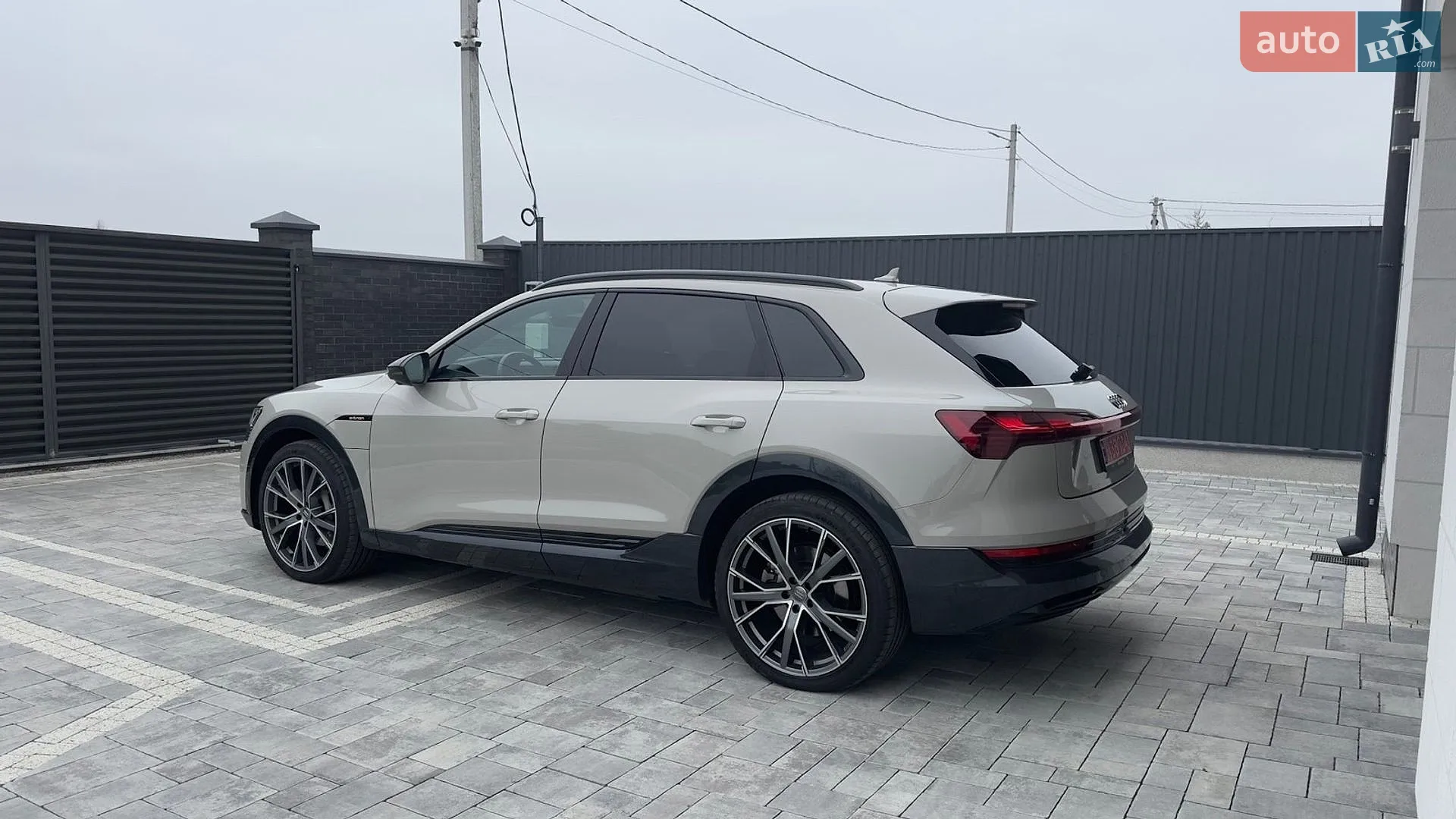2019 Audi e-tron - мініатюра 7