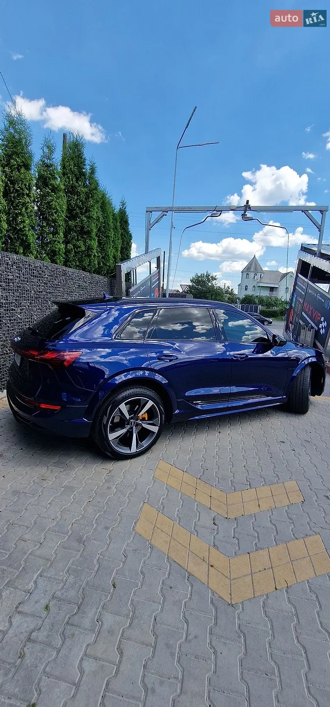 2022 Audi e-tron - мініатюра 4