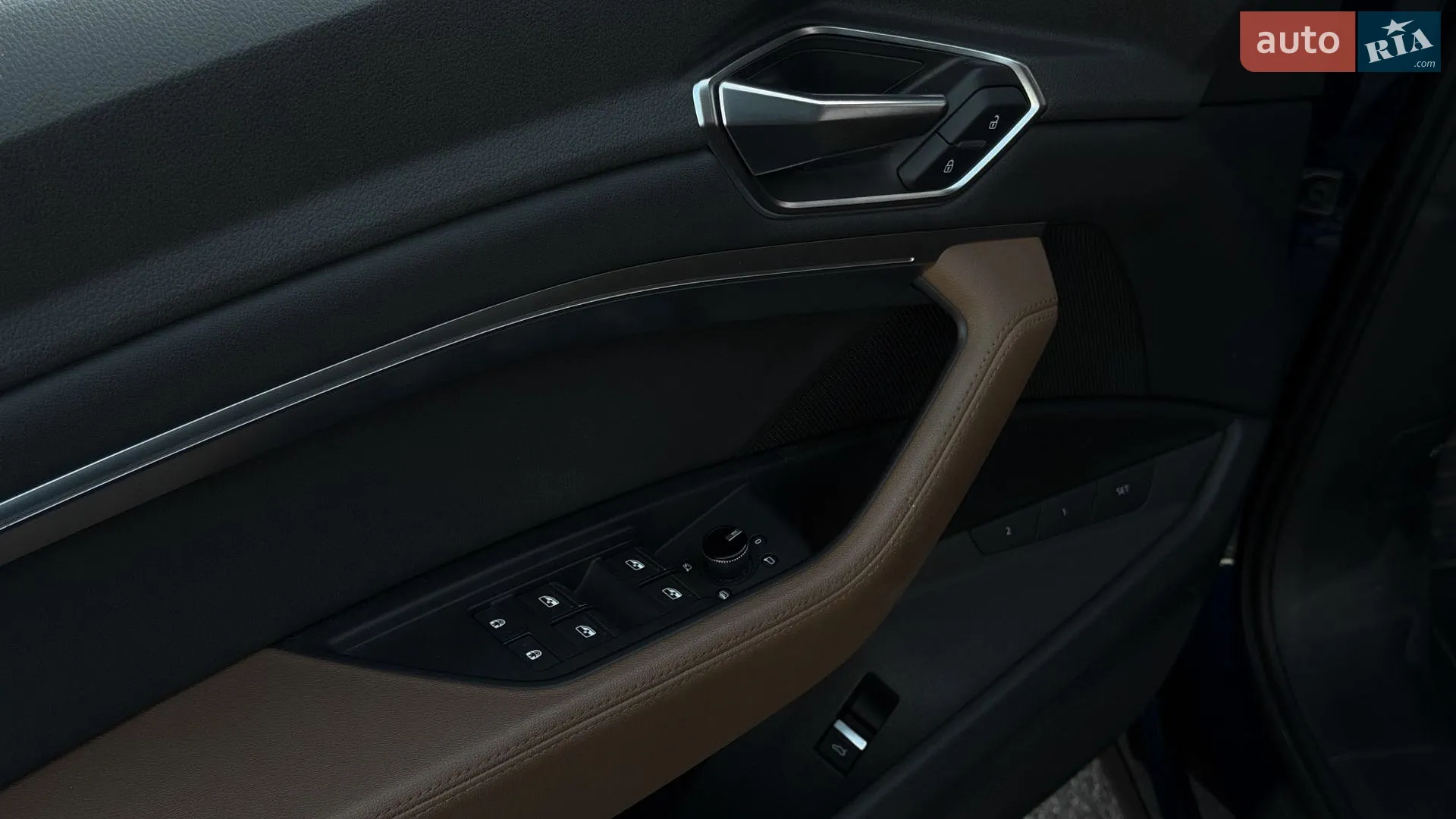 2020 Audi e-tron - мініатюра 15