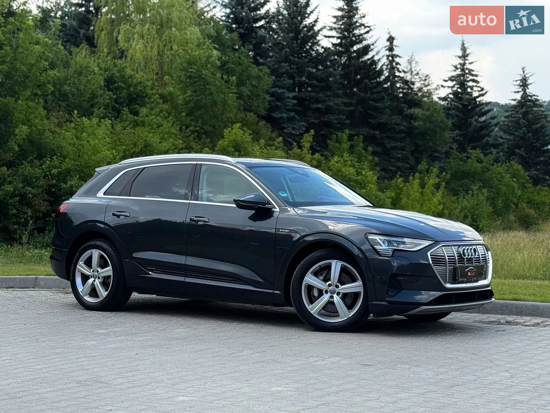 2020 Audi e-tron - мініатюра 4
