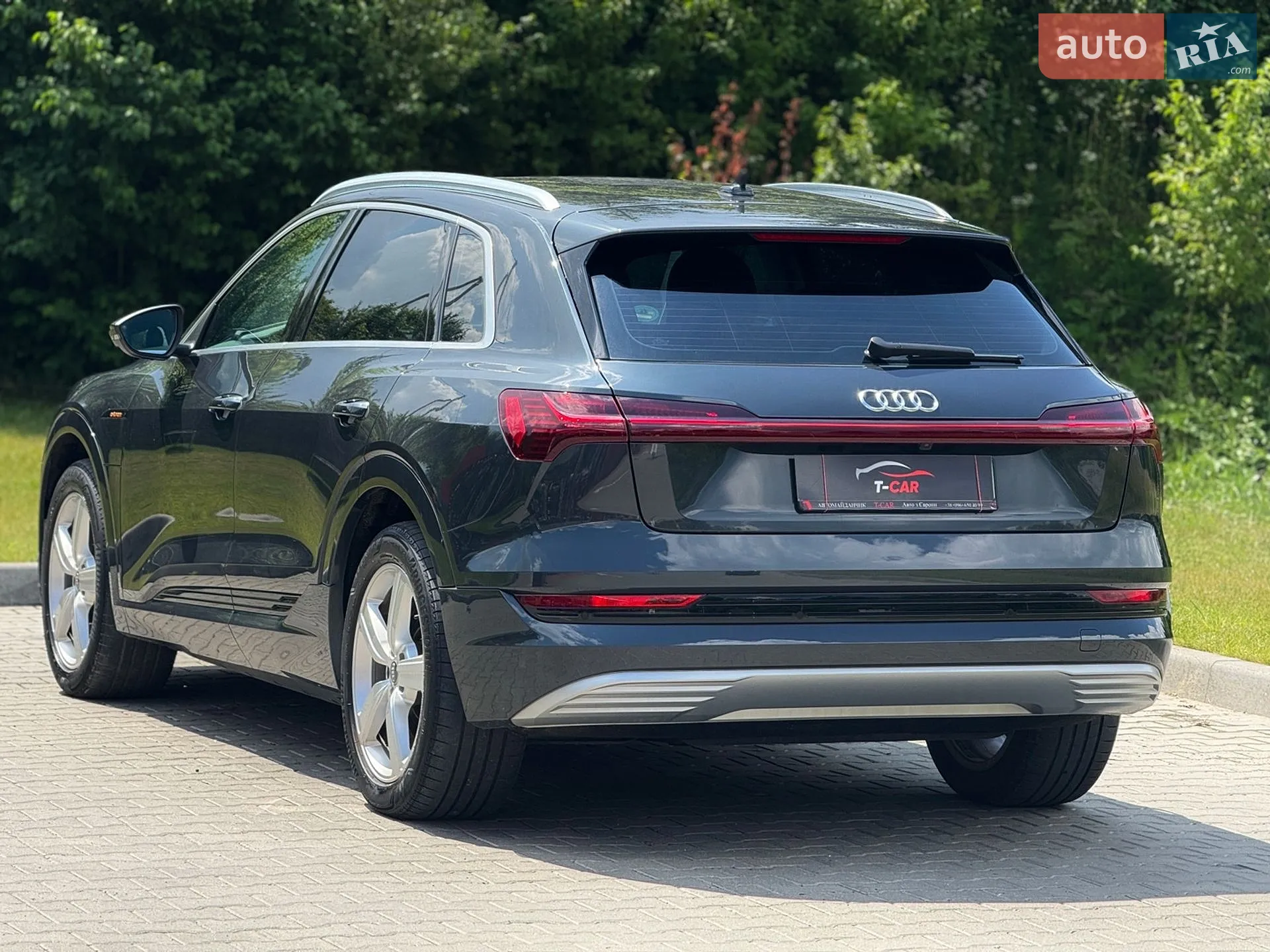 2020 Audi e-tron - мініатюра 7