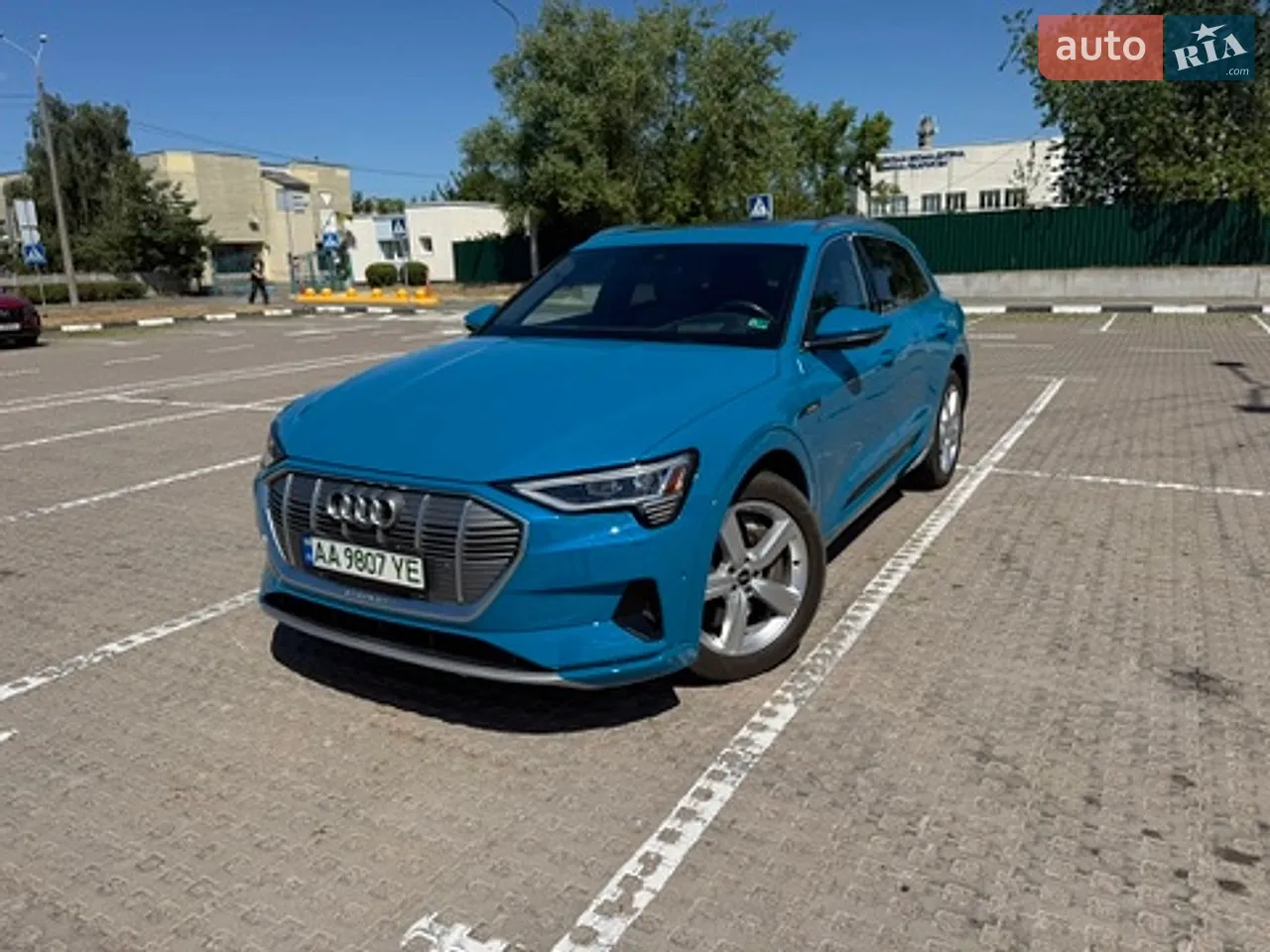 2020 Audi e-tron - мініатюра 36