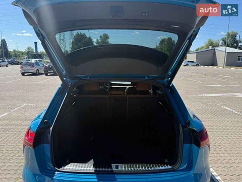 Внедорожник / Кроссовер Audi e-tron 2019 в Киеве