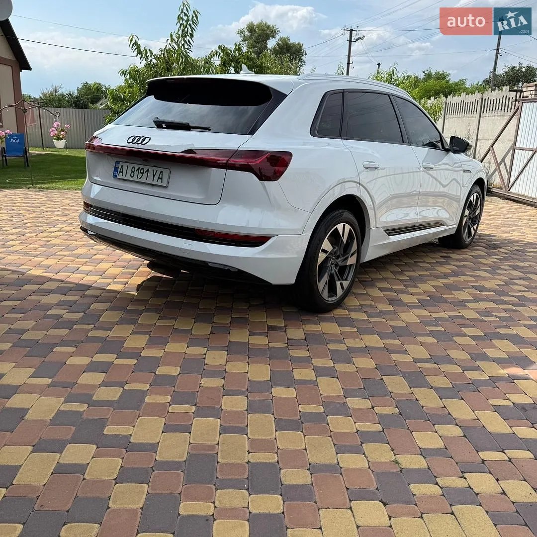2020 Audi e-tron - мініатюра 4