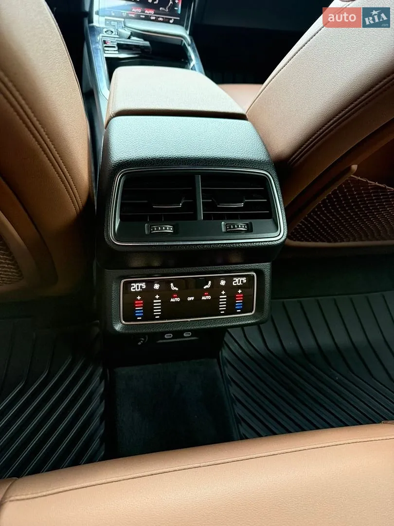 2020 Audi e-tron - мініатюра 18