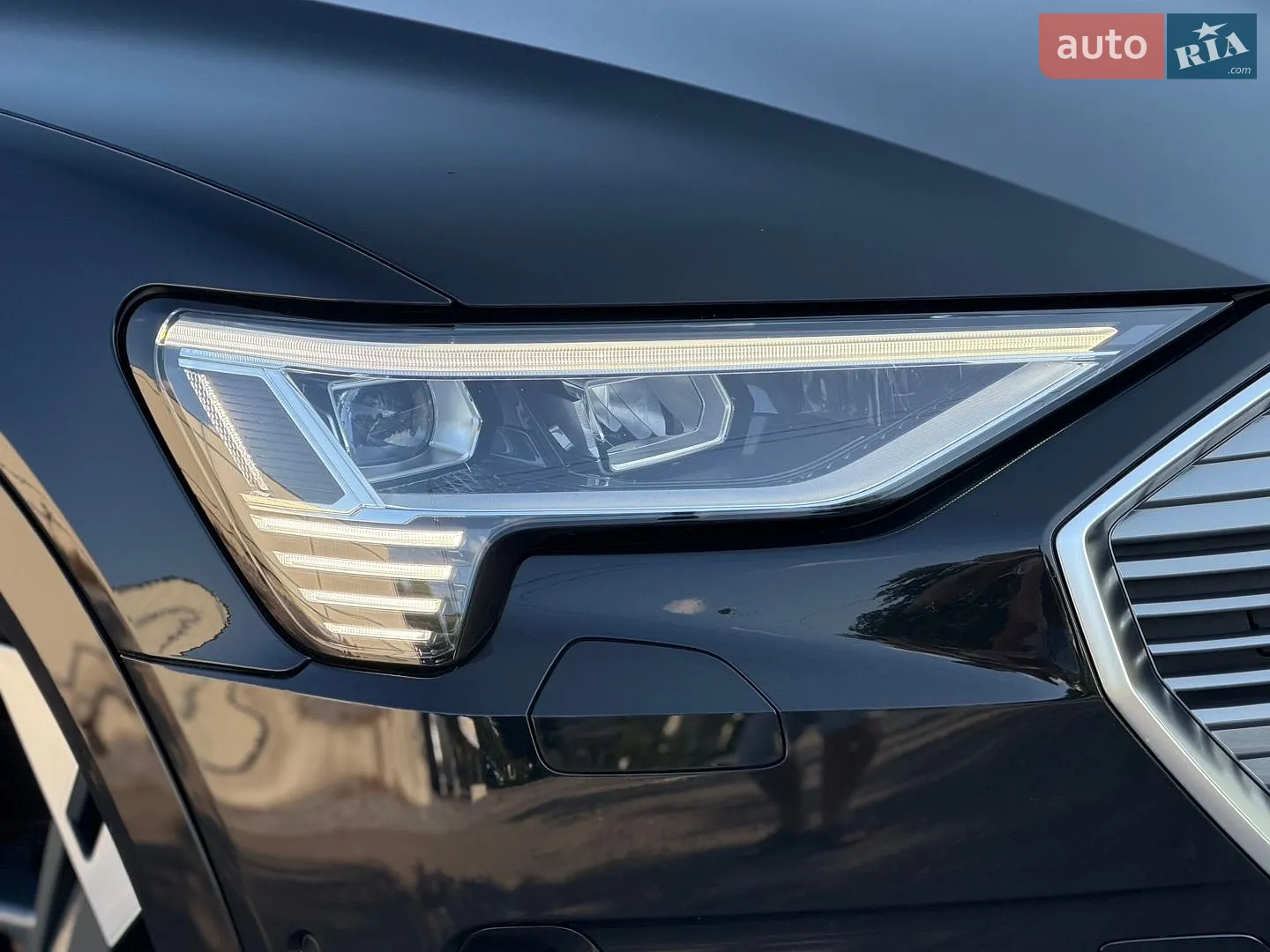 2019 Audi e-tron - мініатюра 11