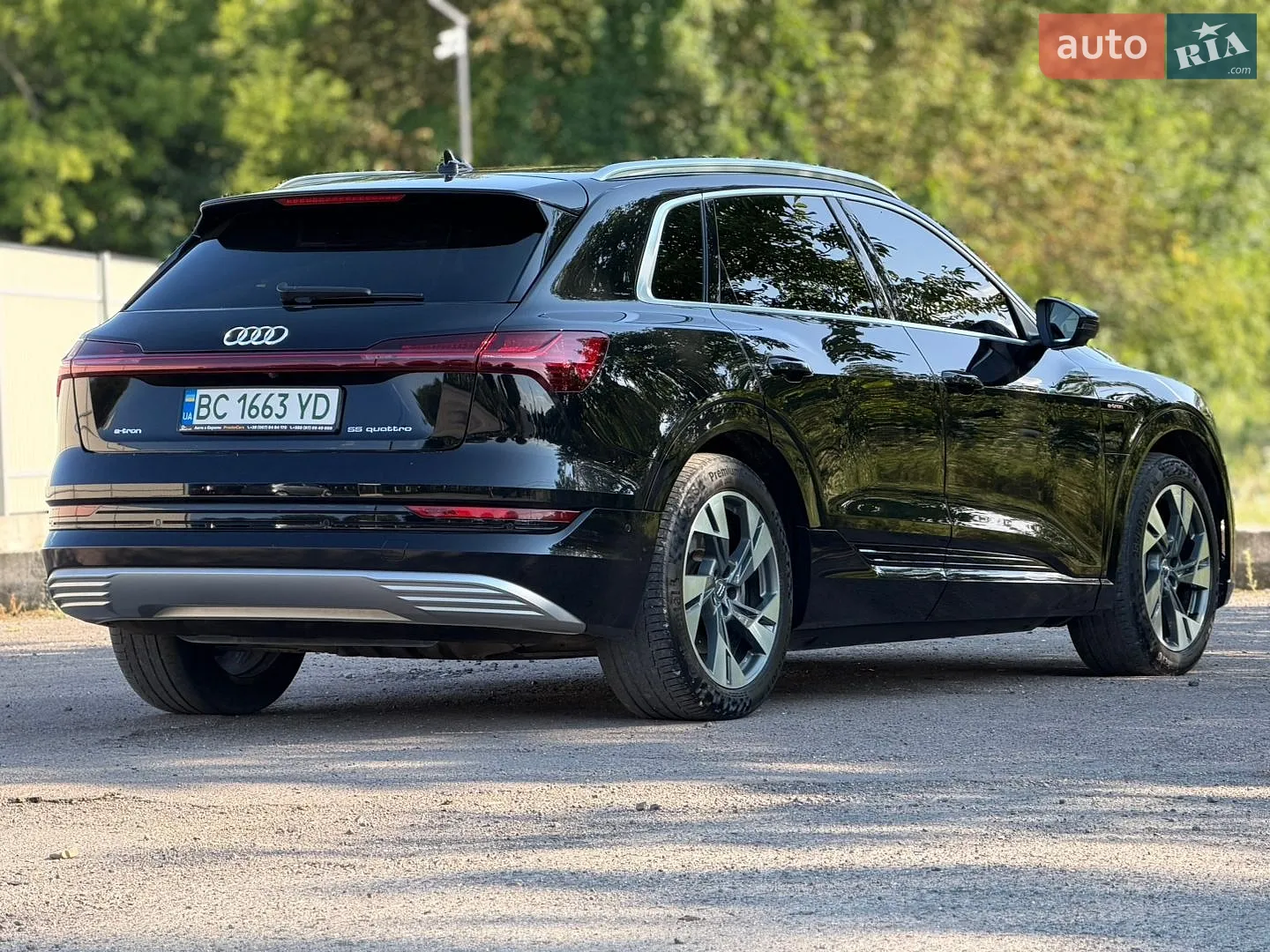 2019 Audi e-tron - мініатюра 16