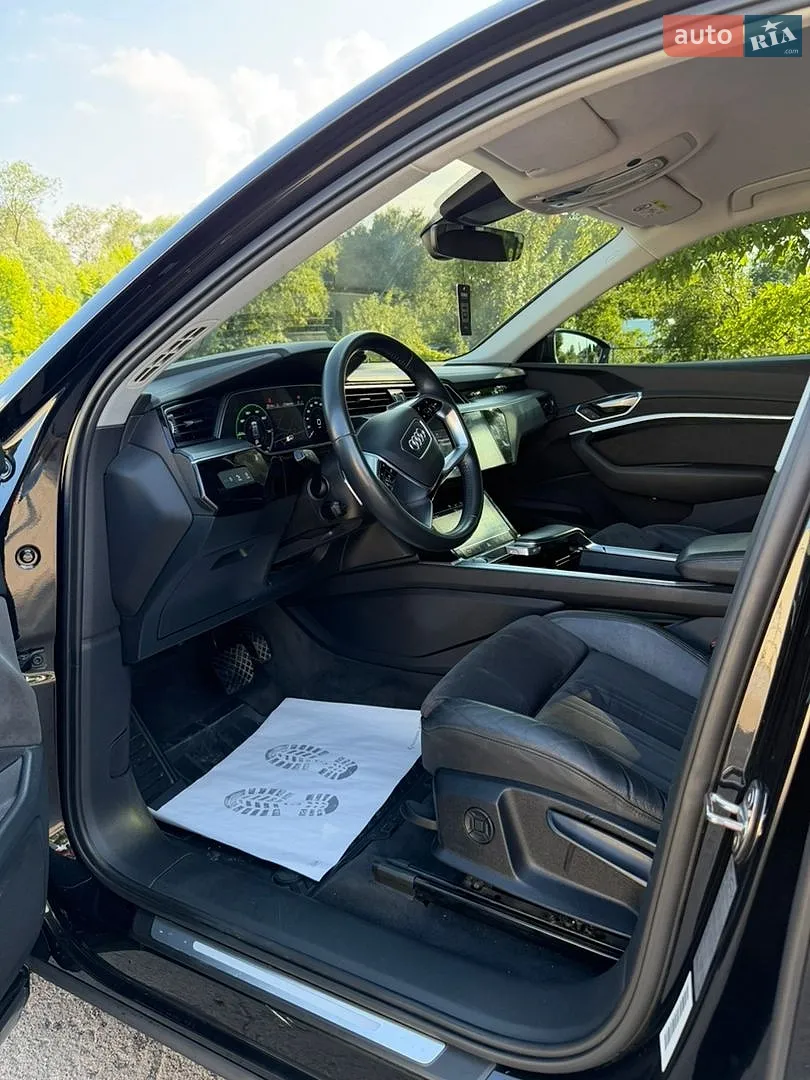 2019 Audi e-tron - мініатюра 27