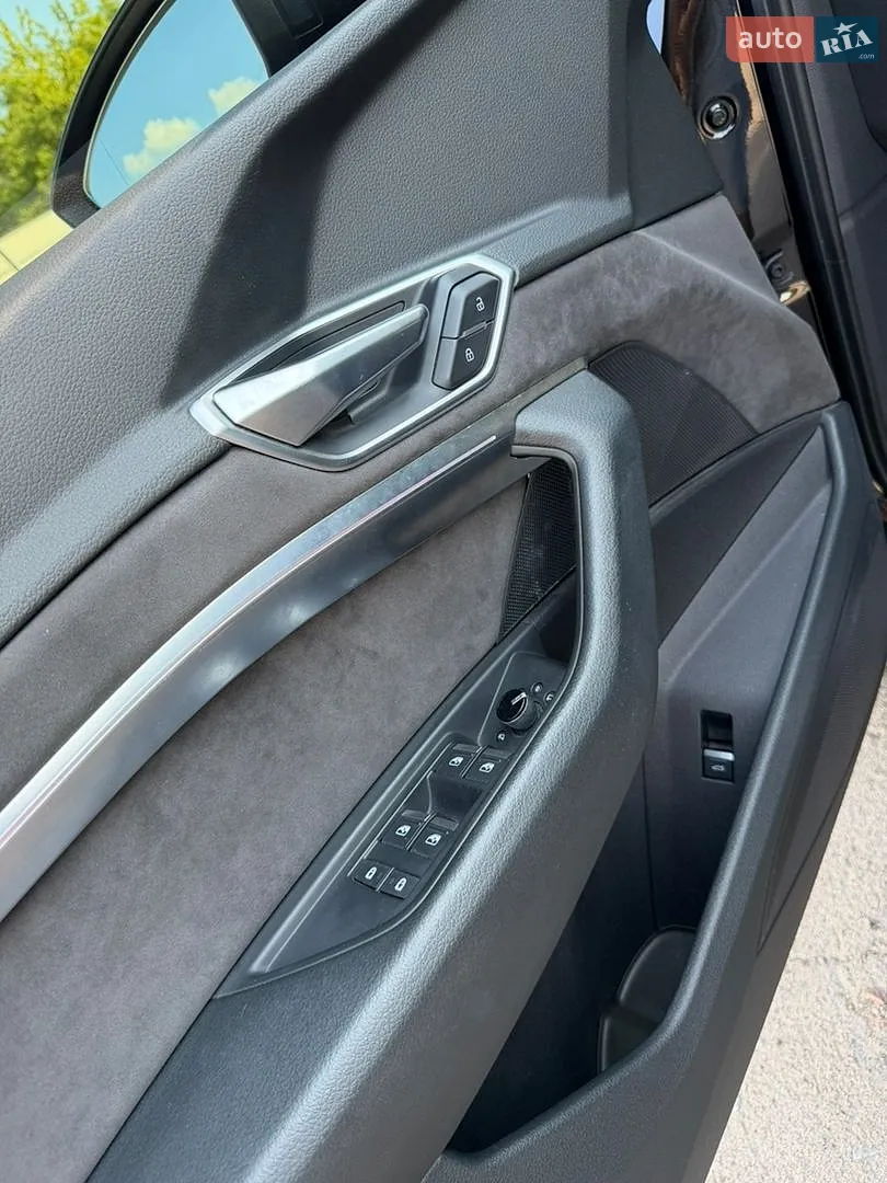 2019 Audi e-tron - мініатюра 30