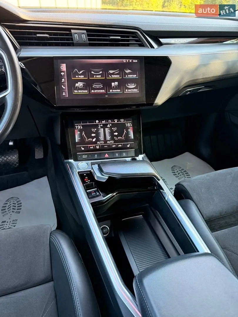 2019 Audi e-tron - мініатюра 33