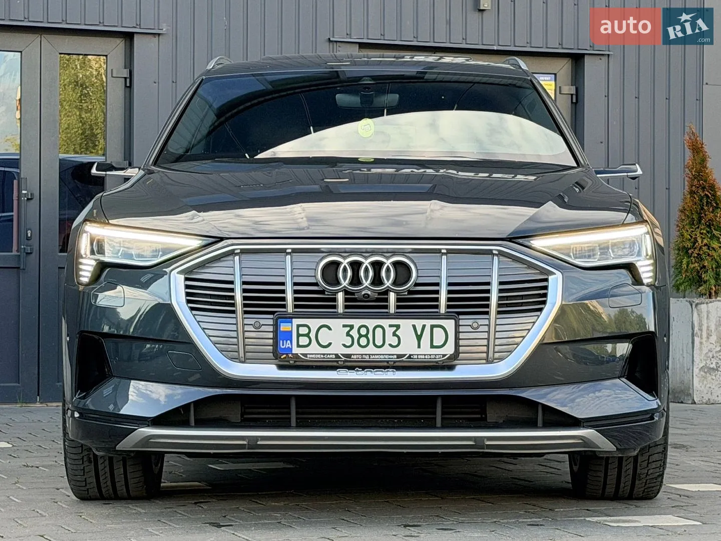 2020 Audi e-tron - мініатюра 9