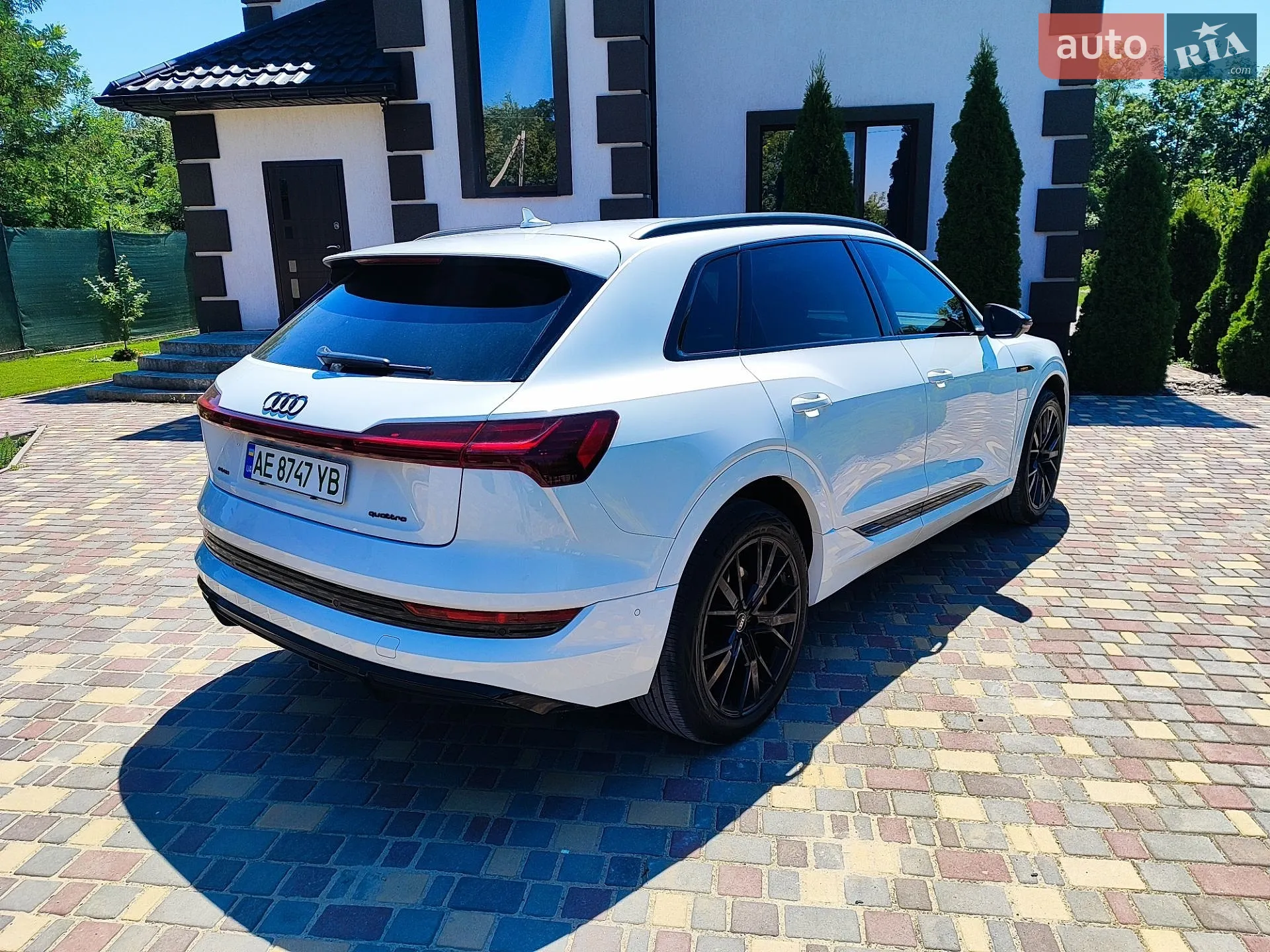 2022 Audi e-tron - мініатюра 5