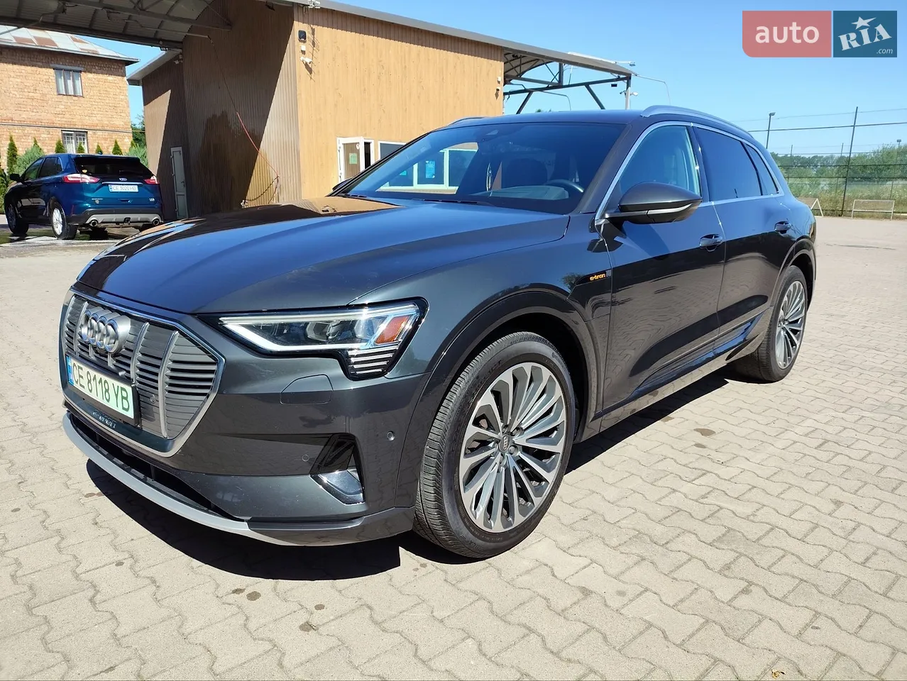 2020 Audi e-tron - мініатюра 18