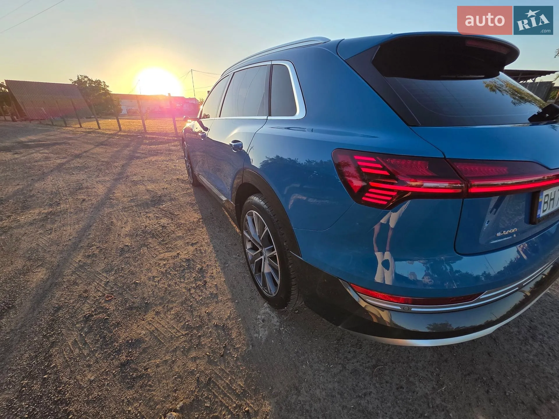 2019 Audi e-tron - мініатюра 20