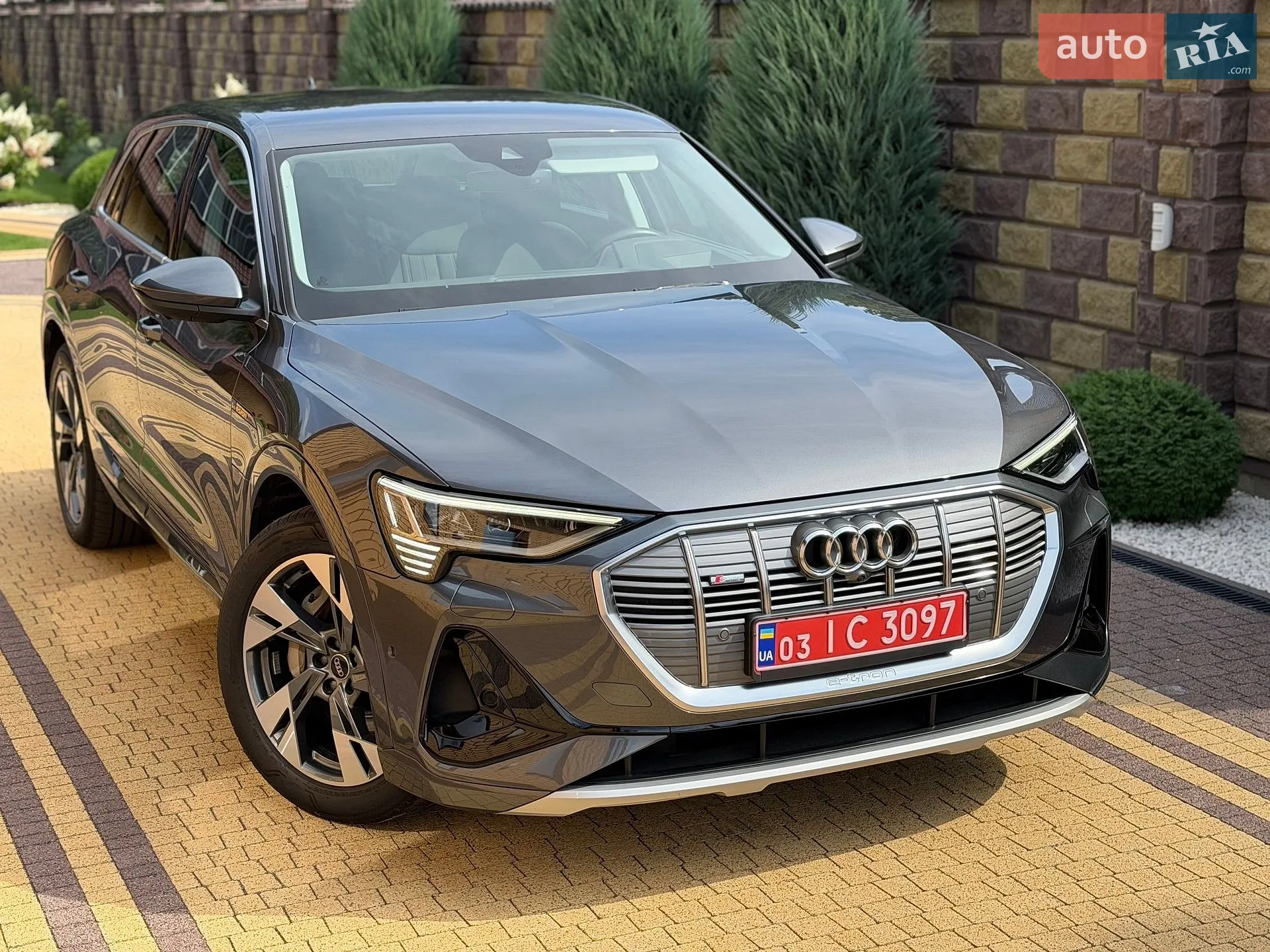 2022 Audi e-tron - мініатюра 11