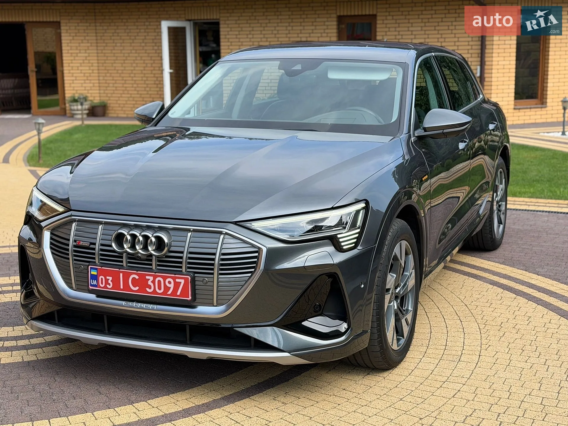 2022 Audi e-tron - мініатюра 16