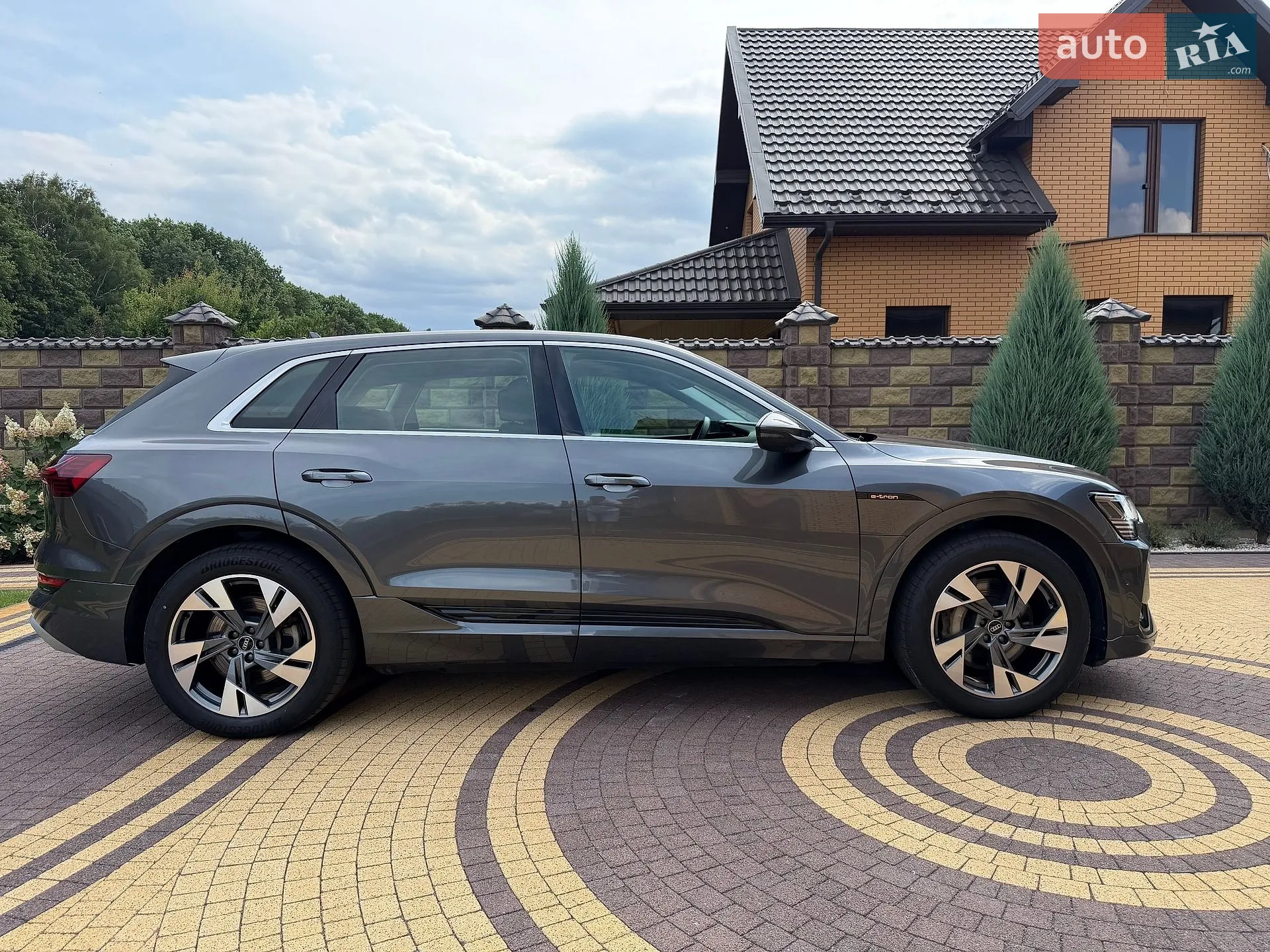 2022 Audi e-tron - мініатюра 20