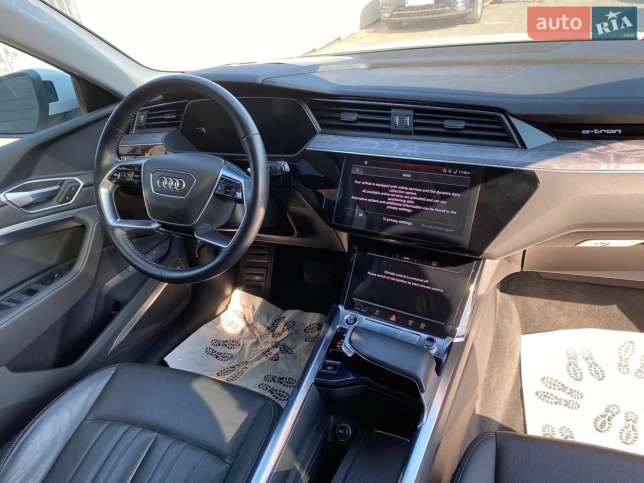 2020 Audi e-tron - мініатюра 10