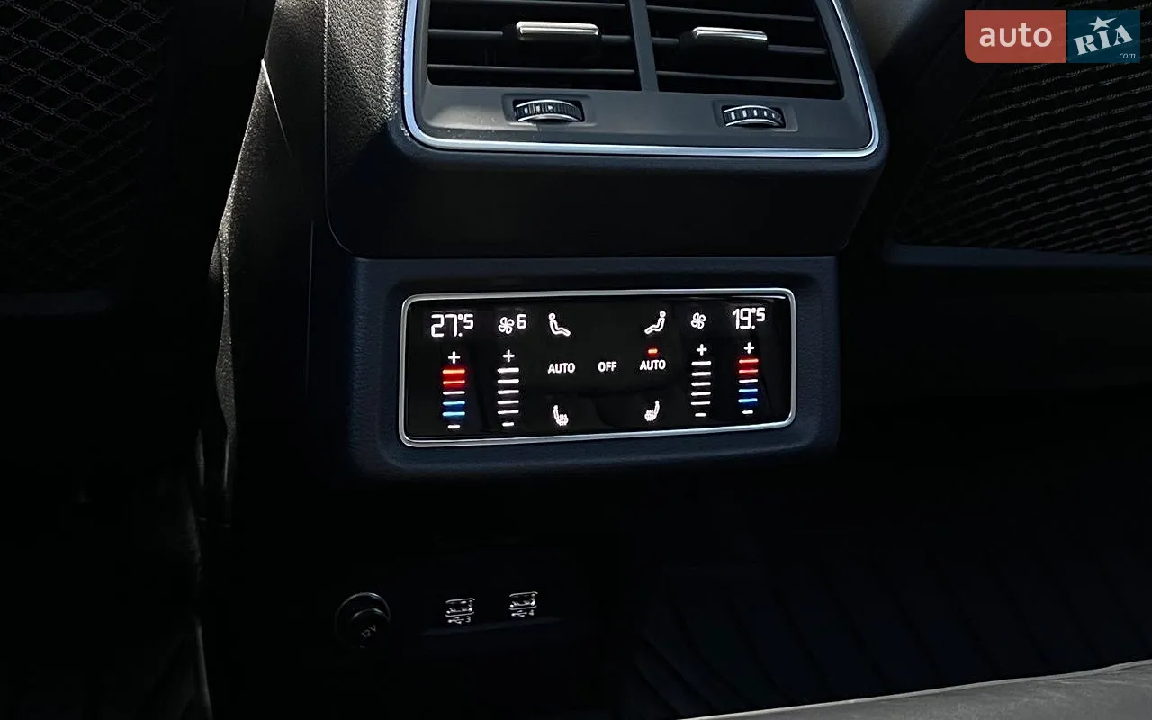 2019 Audi e-tron - мініатюра 28