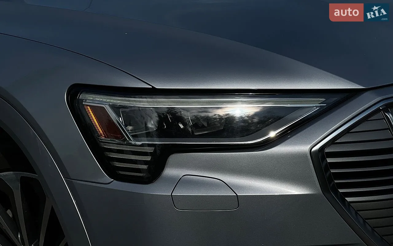 2019 Audi e-tron - мініатюра 34