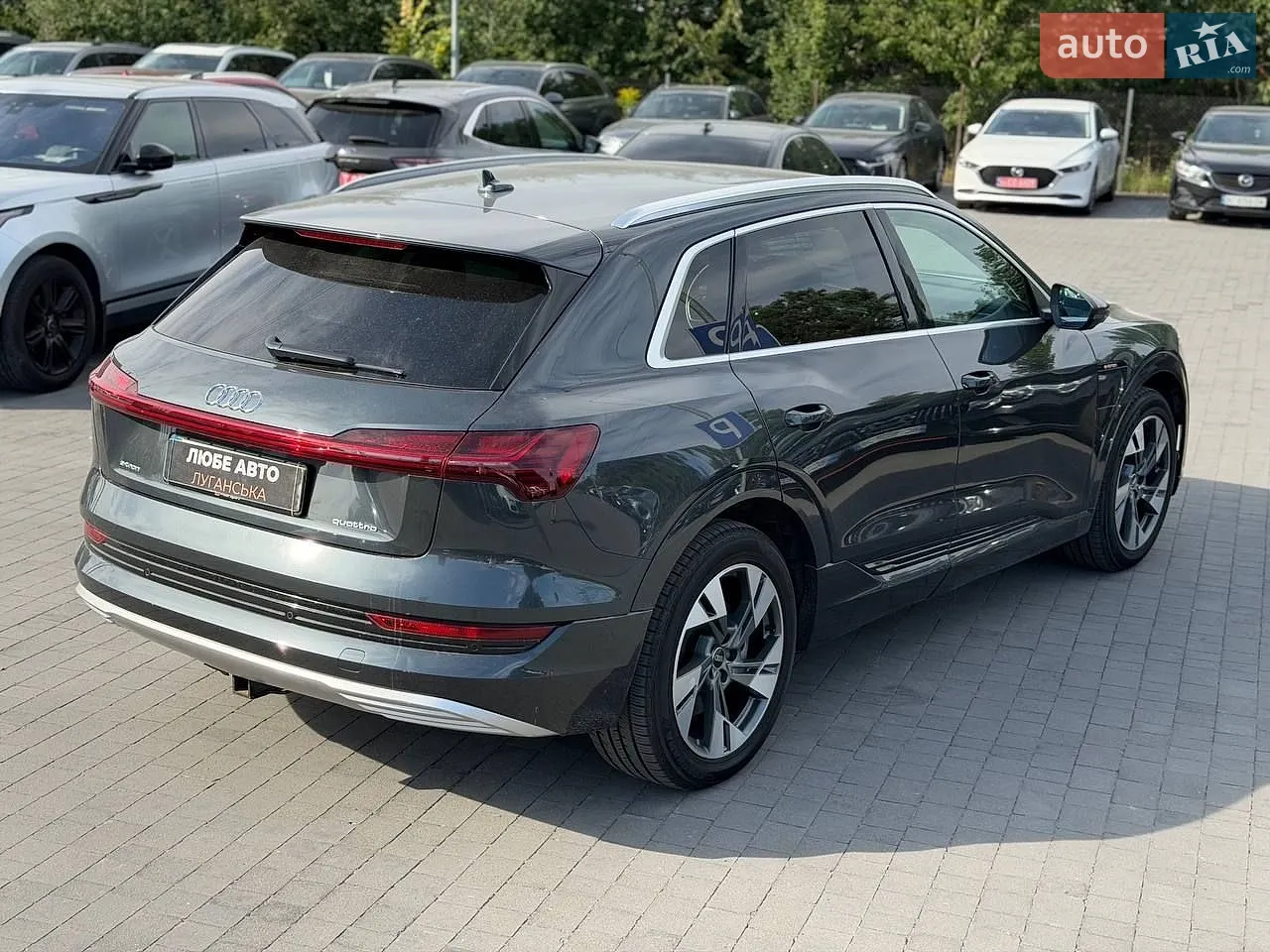 2020 Audi e-tron - мініатюра 12
