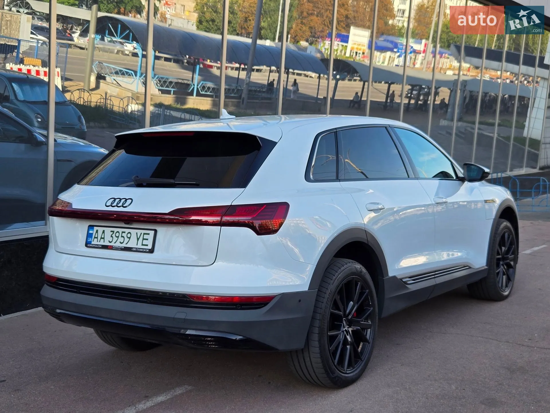 2021 Audi e-tron - мініатюра 4