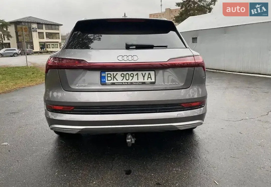 2020 Audi e-tron - мініатюра 4