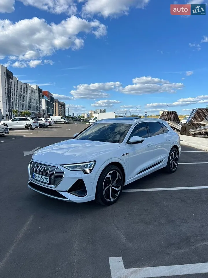 2021 Audi e-tron - мініатюра 35