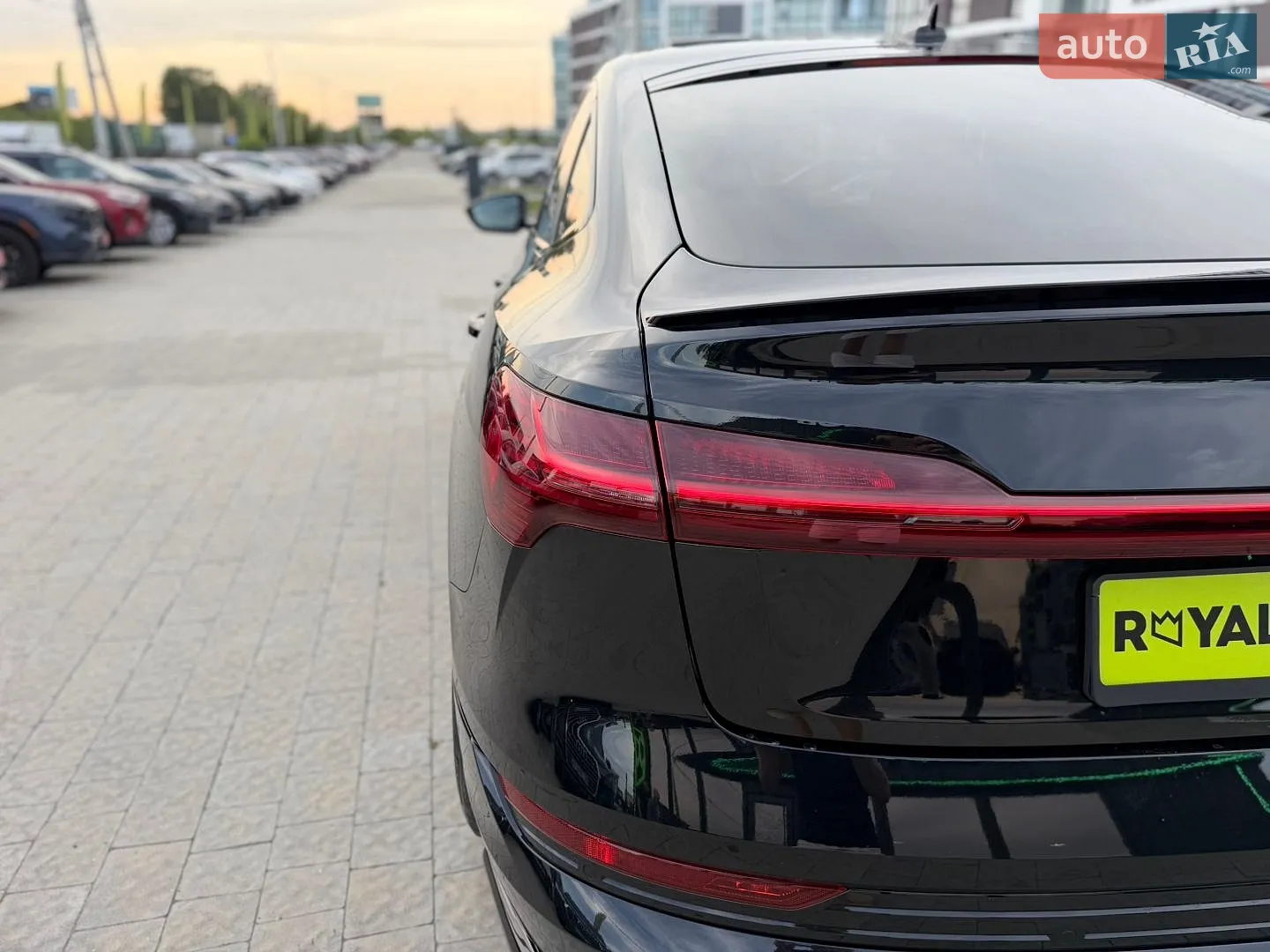 2021 Audi e-tron - мініатюра 8