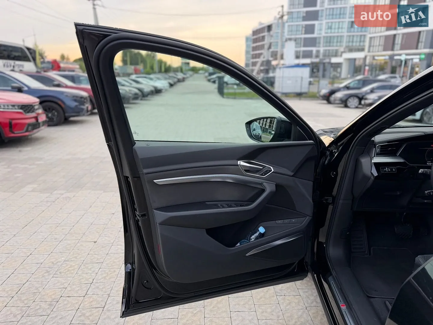 2021 Audi e-tron - мініатюра 17