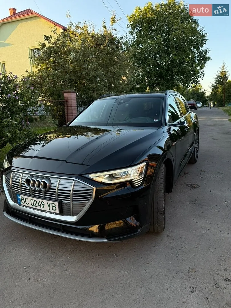 2019 Audi e-tron - мініатюра 2