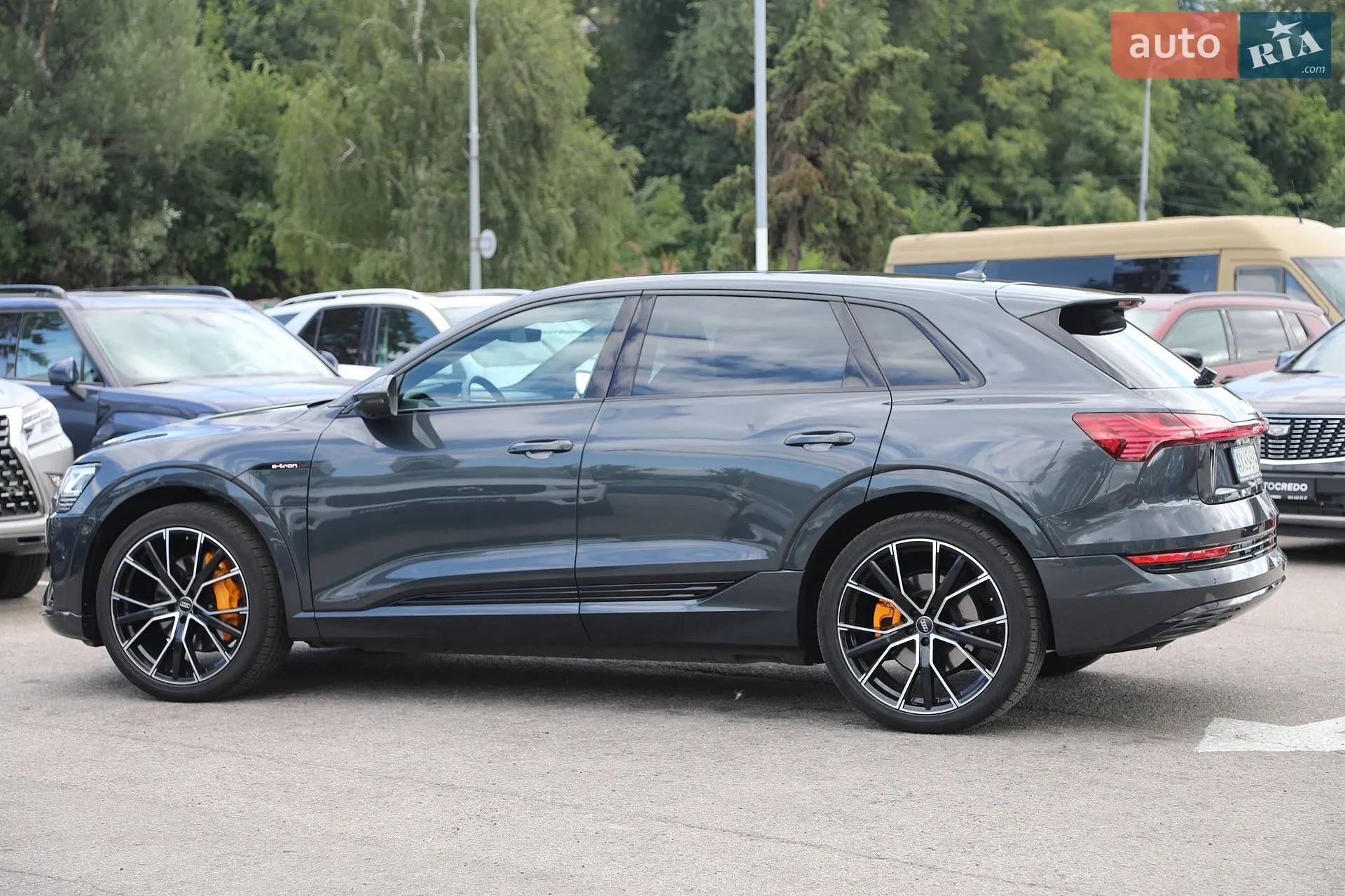 2019 Audi e-tron - мініатюра 6
